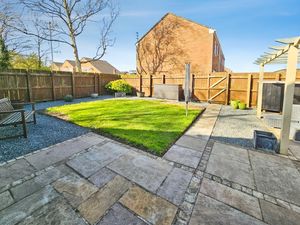 Photo 12- click for photo gallery